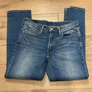 Men’s Levi jeans